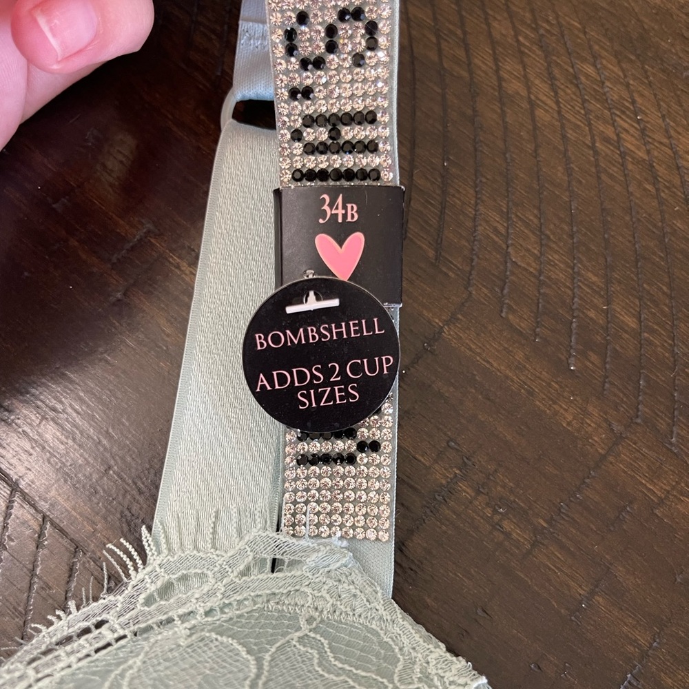 NVictoria secret bombshell bra